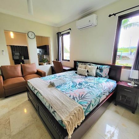 Апарт отель Medewi Manor Airsatang Экстерьер фото