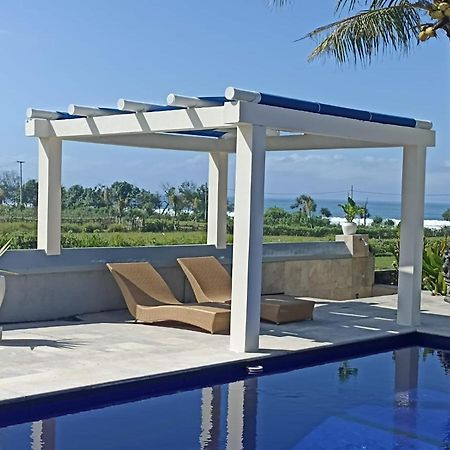 Апарт отель Medewi Manor Airsatang Экстерьер фото