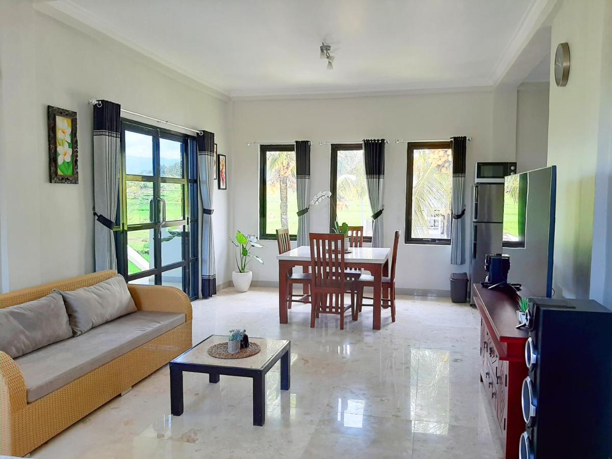 Апарт отель Medewi Manor Airsatang Экстерьер фото