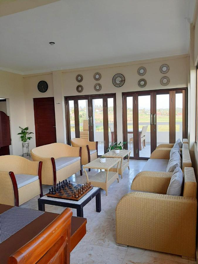 Апарт отель Medewi Manor Airsatang Экстерьер фото
